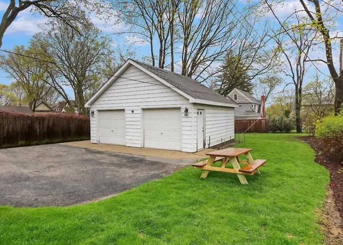 Apartamento Downtown Duplex Near Naval Base *