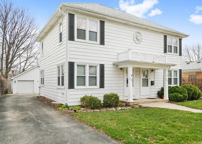 Apartamento Downtown Duplex Near Naval Base Libertyville